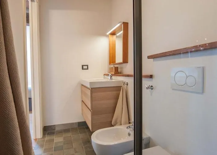 Alojamento de Acomodação e Pequeno-almoço Le Grazie 3*